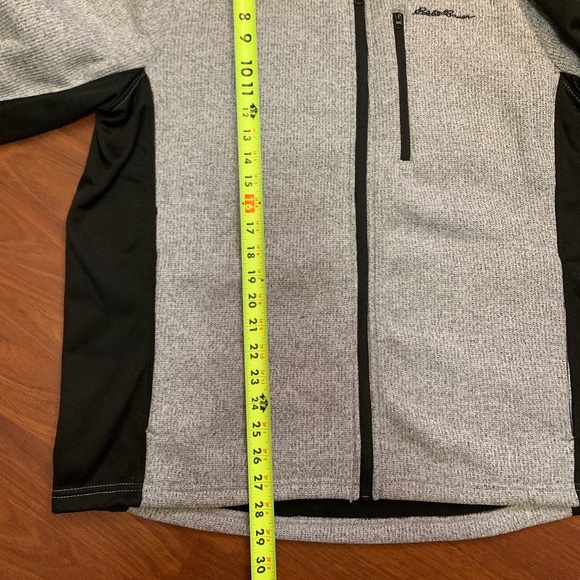 Eddie Bauer men’s full zip up knit jacket in light grey and black - Picture 10 of 10